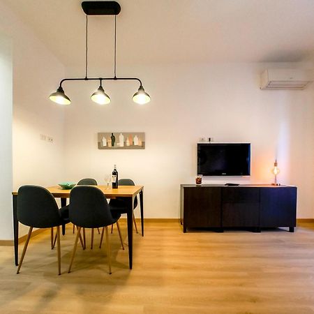 Chic Modern 2-Bedroom Near Metro Rom Eksteriør billede