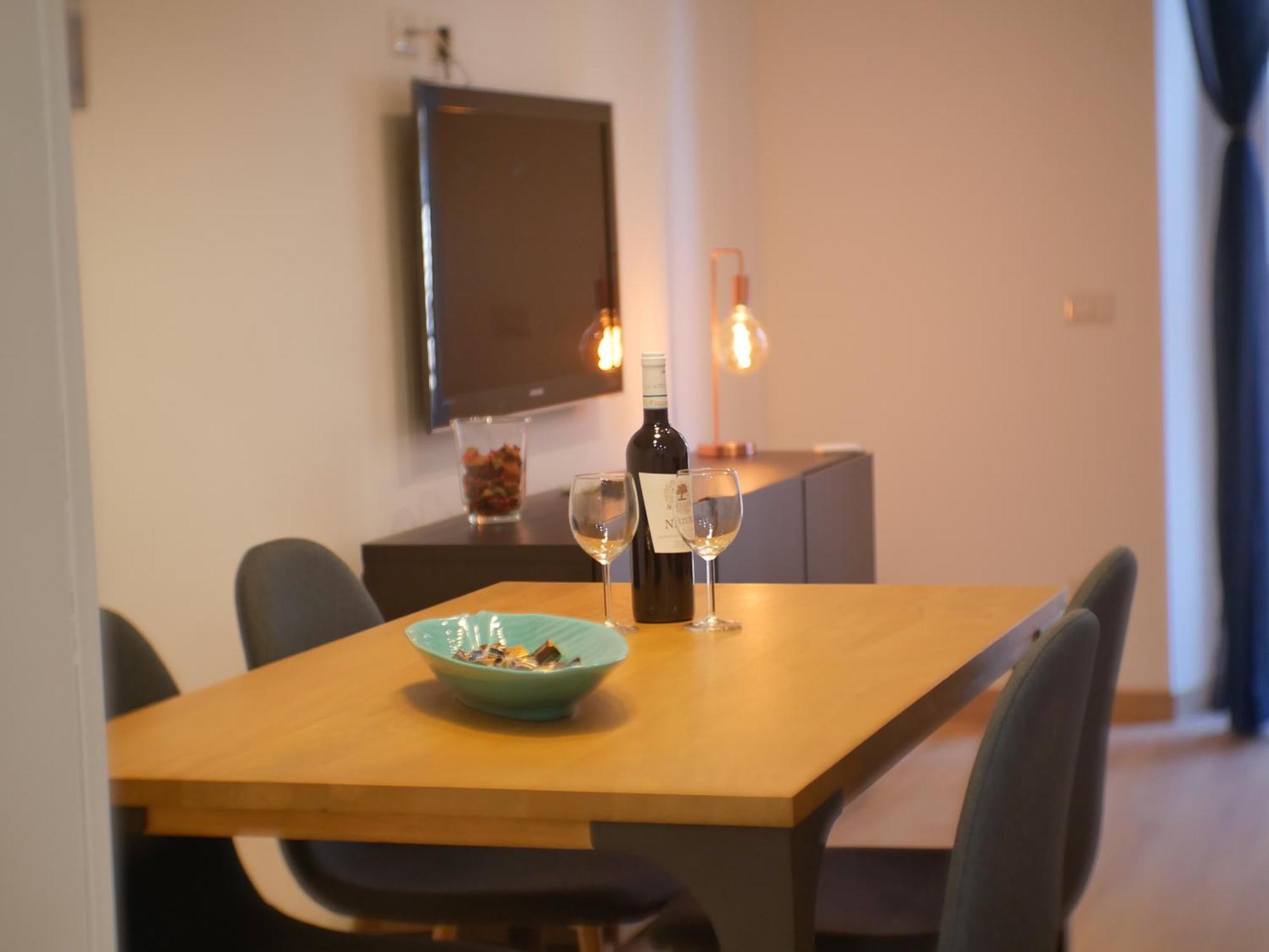 Chic Modern 2-Bedroom Near Metro Rom Eksteriør billede