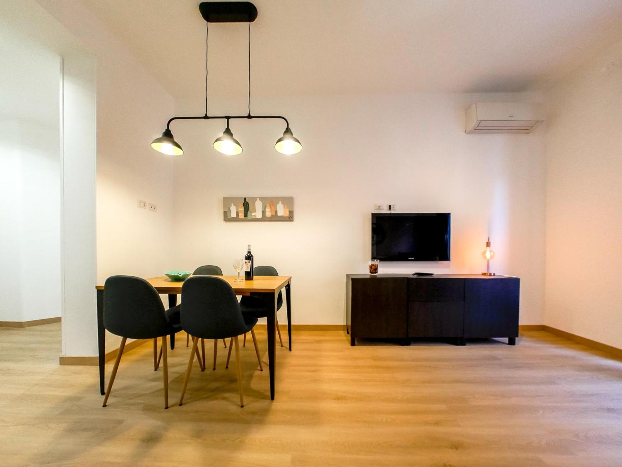 Chic Modern 2-Bedroom Near Metro Rom Eksteriør billede